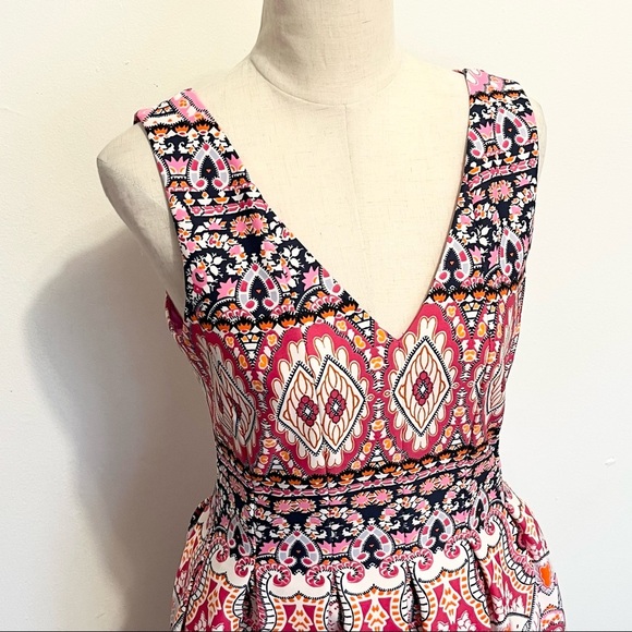 Vince Camuto Hot Pink Geo Print Fit and Flare Dress Womens Size 8 - Picture 2 of 8